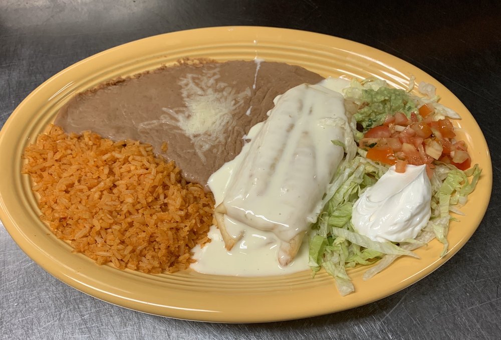 EL CAZADOR MEXICAN GRILL & CANTINA 449 E 15th St, Horton, Kansas