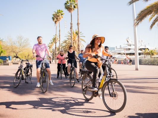 Barcelona eBikes Tour by null