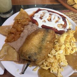 Rincón Tipico - Combo plate