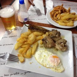 Santa María - Plato combinado y tapa. Muy bien.