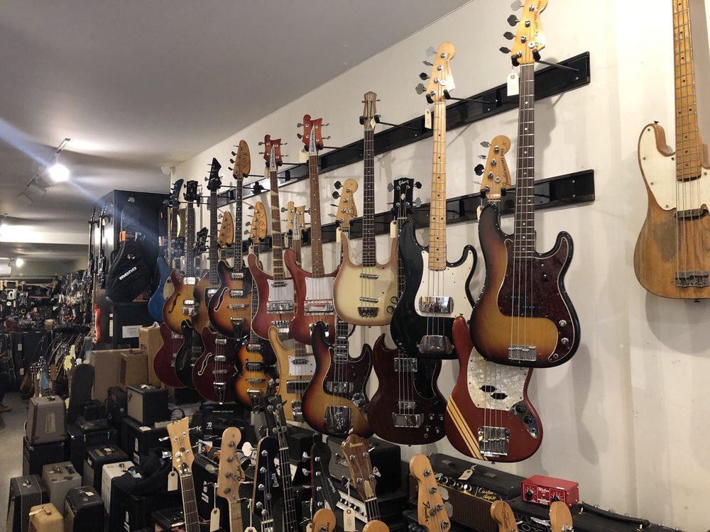 SOUTHSIDE GUITARS 22 Photos & 46 Reviews Guitar Stores 303 Grand St, Brooklyn, NY Phone