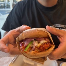Spicy Seoul Chicken Sandwich Spicy Seoul Chicken Sandwich