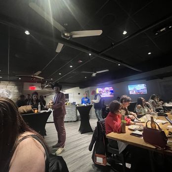 Blackfinn Ameripub - Ballantyne - New American Near Me - Charlotte, North Carolina Blackfinn Ameripub - Ballantyne - New American Near Me - Charlotte, North Carolina