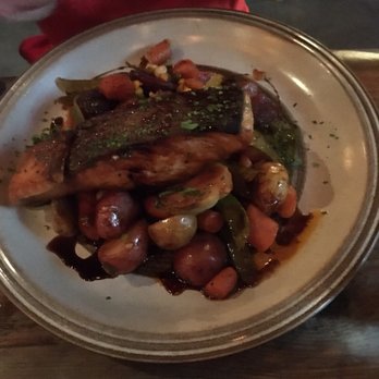 Queens Bully - Salmon entree - Gastropubs Near Me - Forest Hills, New York