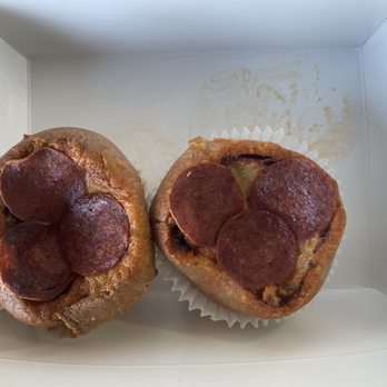 Keto Bakery - Pizza rolls - Desserts Near Me - Orange, California Keto Bakery - Pizza rolls - Desserts Near Me - Orange, California