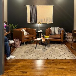 Wildroast Coffee - Inside wild roast