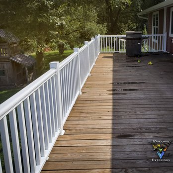 Vanguard Exteriors - White vinyl railing system. Ames, Iowa. - Siding Near Me - Madrid, Iowa Vanguard Exteriors - White vinyl railing system. Ames, Iowa. - Siding Near Me - Madrid, Iowa