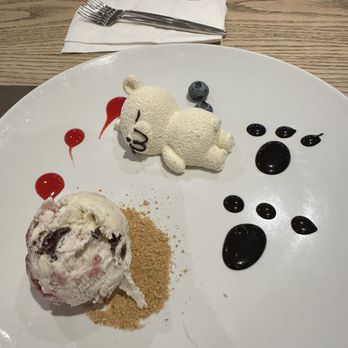 A La Mousse - Polar bear - Desserts Near Me - Philadelphia, Pennsylvania A La Mousse - Polar bear - Desserts Near Me - Philadelphia, Pennsylvania