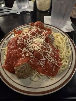 Demos' Restaurant by null