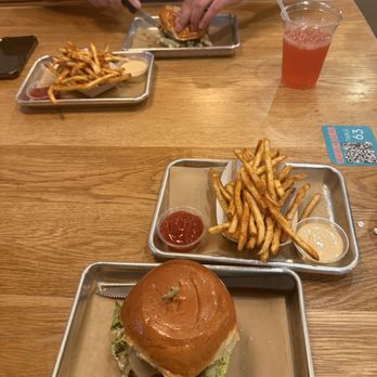 Big Buns - Burgers Near Me - Arlington, Virginia Big Buns - Burgers Near Me - Arlington, Virginia
