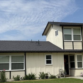 American Supreme Roofing - GAF Grand Sequoia shingles-Charcoal - Roofing Near Me