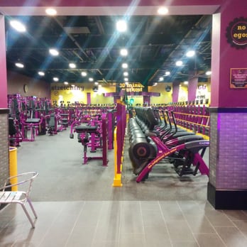 Planet Fitness - Treadmill - Gyms Near Me - Savannah, Georgia Planet Fitness - Treadmill - Gyms Near Me - Savannah, Georgia