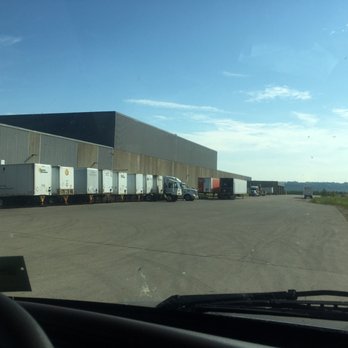 John Deere Dubuque Works 18600 S John Deere Rd Dubuque Ia Phone Number Yelp