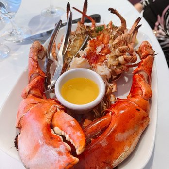 Benjamin Steakhouse - Whole Maine Lobster 2 Lb. / 3 Lb. - Steakhouses Near Me - White Plains, New York Benjamin Steakhouse - Whole Maine Lobster 2 Lb. / 3 Lb. - Steakhouses Near Me - White Plains, New York