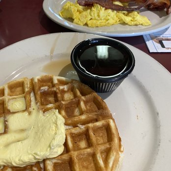 Momo's Cafe - Waffle combo - American Near Me - Vallejo, California Momo's Cafe - Waffle combo - American Near Me - Vallejo, California