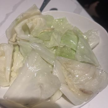 Din Tai Fung - Taiwanese Cabbage with Garlic - Taiwanese Near Me - Bellevue, Washington Din Tai Fung - Taiwanese Cabbage with Garlic - Taiwanese Near Me - Bellevue, Washington