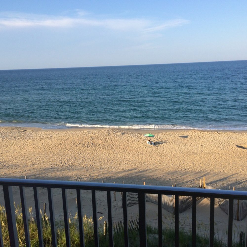 Surf Side Hotel - Room 313 - Hotels Near Me - Nags Head, North Carolina