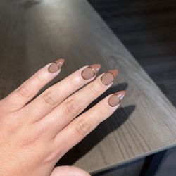 KV Nails & Spa