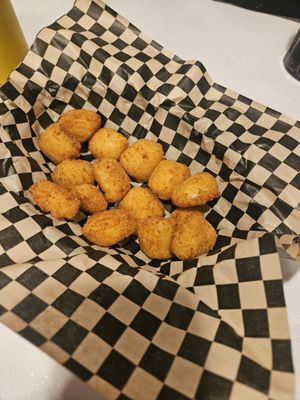 Skyline Restaurant by null