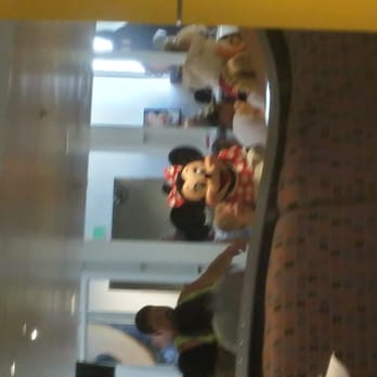 Chef Mickey's - American Near Me - Lake Buena Vista, Florida