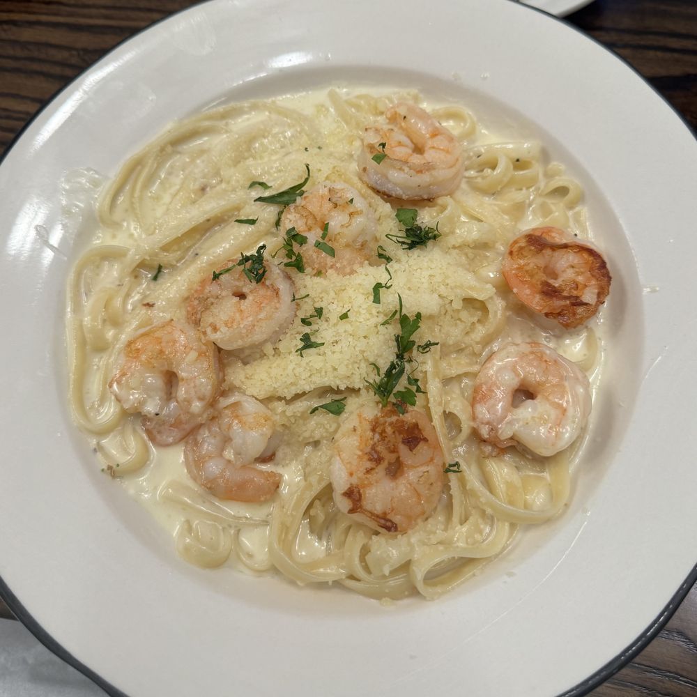 Francesco's restobar - My Shrimp Fettucine Alfredo - Italian Near Me - Helen, Georgia Francesco's restobar - My Shrimp Fettucine Alfredo - Italian Near Me - Helen, Georgia