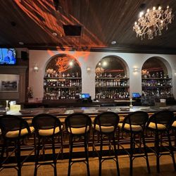 Mambo Cuban Restaurant & Lounge Harrison - Bar area