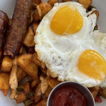 Canopy Central Cafe and Bar - Hangover Special - New American Near Me - Washington, DC, District of Columbia