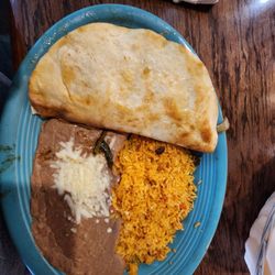 El Monte Mexican Restaurant - Fajitas quesadilla with rice and beans