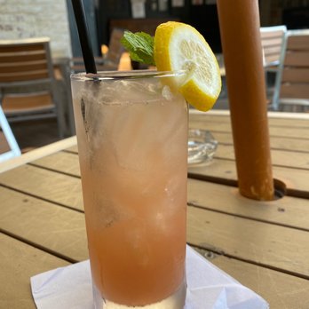 Hooligan's Pub - Watermelon Chilton - Pubs Near Me - Arlington, Texas