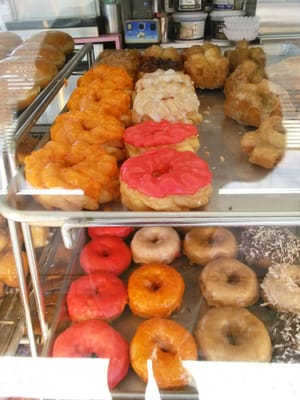 Baker's Dozen Donuts - Riverside by null