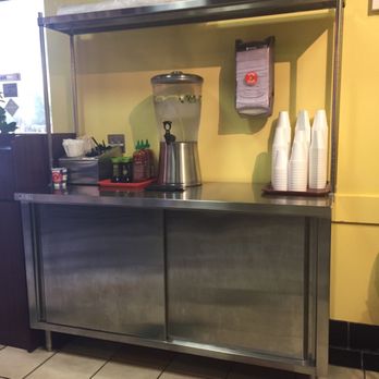 Poke Sushi - Water, condiments and utensils (cucumbers and lemon in water, with ice) - Sushi Bars Near Me - Orange, California Poke Sushi - Water, condiments and utensils (cucumbers and lemon in water, with ice) - Sushi Bars Near Me - Orange, California