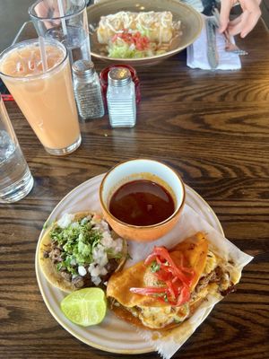 Taqueria Los Comales by null