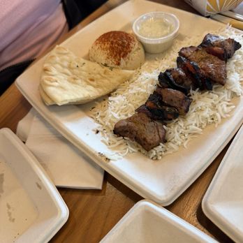 Luna Grill Palm Desert - Bistro Beef Kabob - Greek Near Me - Palm Desert, California Luna Grill Palm Desert - Bistro Beef Kabob - Greek Near Me - Palm Desert, California