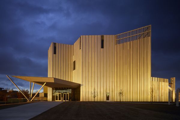 Oklahoma Contemporary Arts Center by null