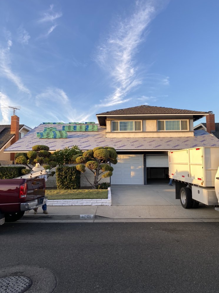 Slide of Terrazas Roofing