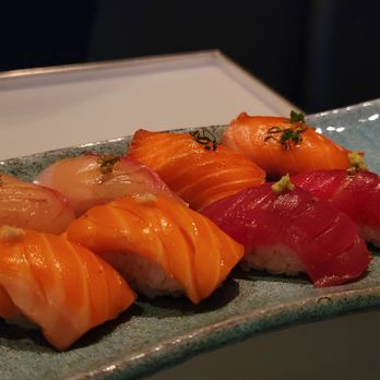 Jinsei Motto - Thick pieces of fish for the nigiri - Sushi Bars Near Me - Chicago, Illinois