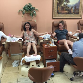 Kim's Fantasy Nails - Nail Salons Near Me - Banning, California