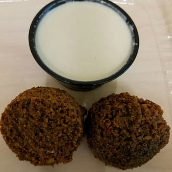 Aladdin Halal - Someone asked me if the falafel are balls or patty like.  Well, I'm, both; one is round, the other is flat.  Both sides are delicious. - Halal Near Me - Hartford, Connecticut