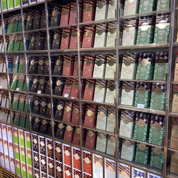 Venchi - Chocolatiers & Shops Near Me - New York, New York