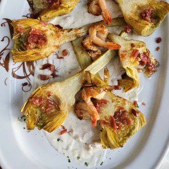 Casa Ricardo - Leurs artichauts preparés poêlés avec un peu de jamon et à peine de béchamel. Un vrai délice. - Tapas Bars Near Me - Seville, SE Casa Ricardo - Leurs artichauts preparés poêlés avec un peu de jamon et à peine de béchamel. Un vrai délice. - Tapas Bars Near Me - Seville, SE