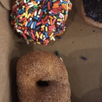 Simply Done Donuts - Sprinkles donut and cinnamon sugar donut... it was ok. - Food Trucks Near Me - Dunwoody, Georgia Simply Done Donuts - Sprinkles donut and cinnamon sugar donut... it was ok. - Food Trucks Near Me - Dunwoody, Georgia