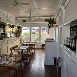 Beach Pea Kitchen & Bar