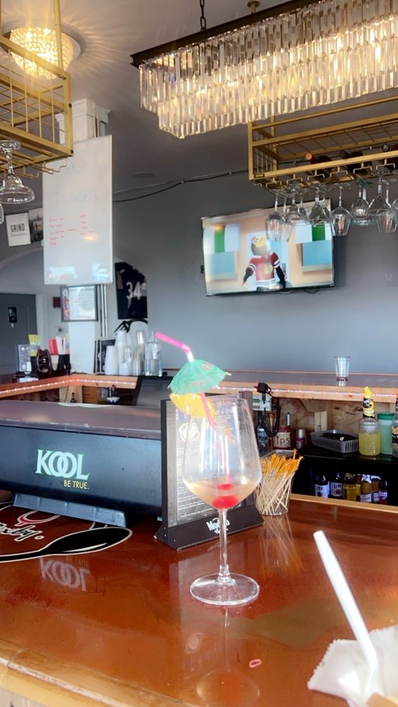 Bixby Sports Bar & Grill