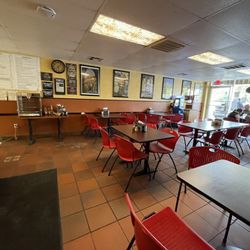 Paisano's Pizzeria - Happy to be back after waaaaay too many years!