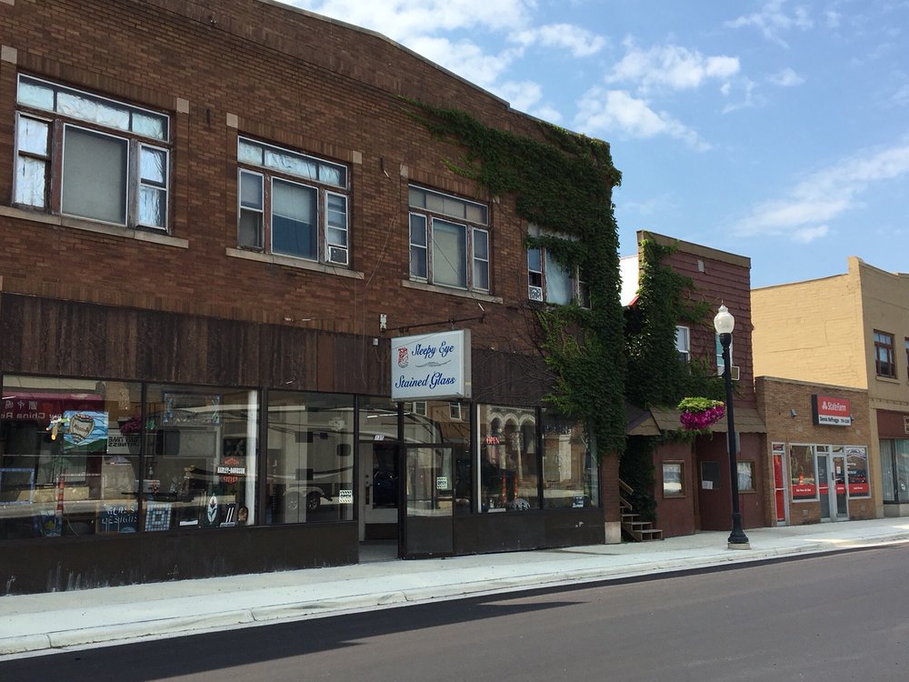 SLEEPY EYE STAINED GLASS 135 Main St E, Sleepy Eye, Minnesota