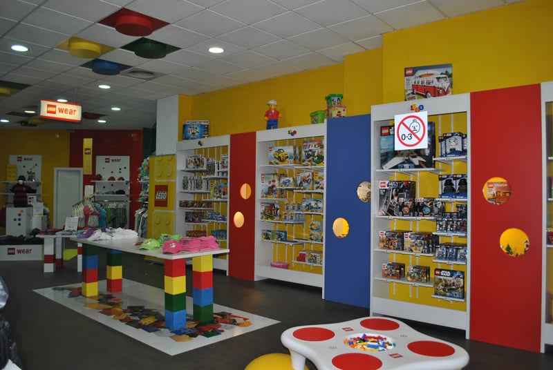 MUNDO ILUSIÓN TIENDAS Gran Via de les Germanies, 8, Valencia, Spain