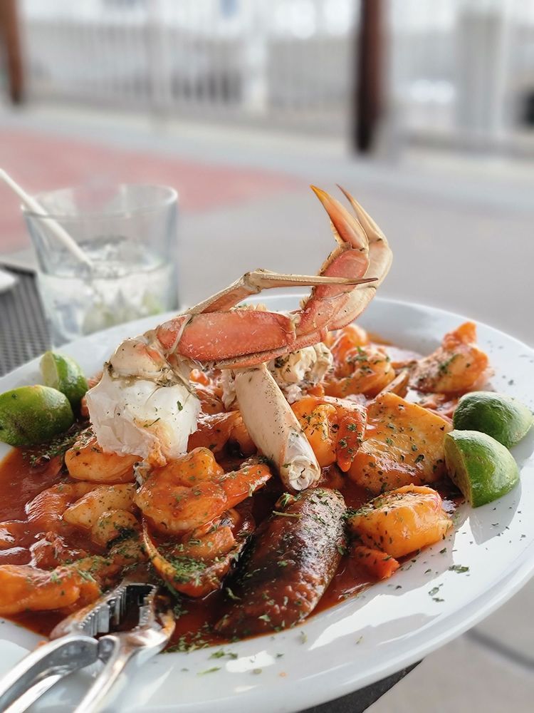 The Waterfront Grill & Cafe