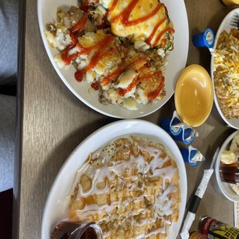 The Cracked Egg - Garden omelette with home fries and pineapple upside down pancake - Breakfast & Brunch Near Me - Phoenix, Arizona