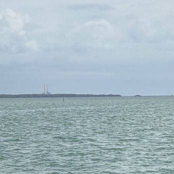 Dolphin Racer Speedboat - Sunshine Skyway - Tours Near Me - South Pasadena, Florida Dolphin Racer Speedboat - Sunshine Skyway - Tours Near Me - South Pasadena, Florida