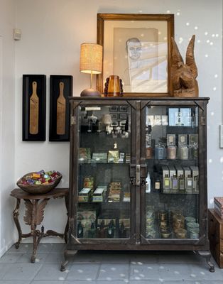 Mountain Dandy by null